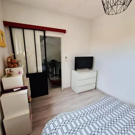 élégante à + Piscine *