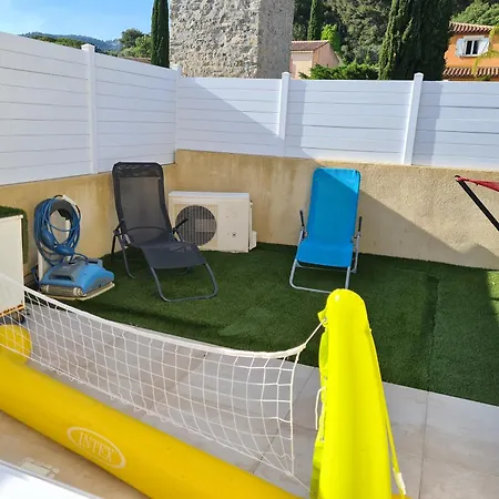 Elegante A + Piscine Villa