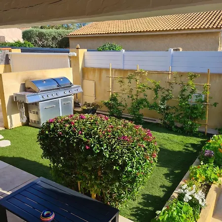 Elegante A + Piscine Villa *
