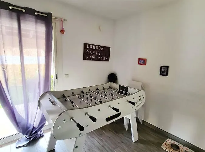 Elegante A + Piscine Villa